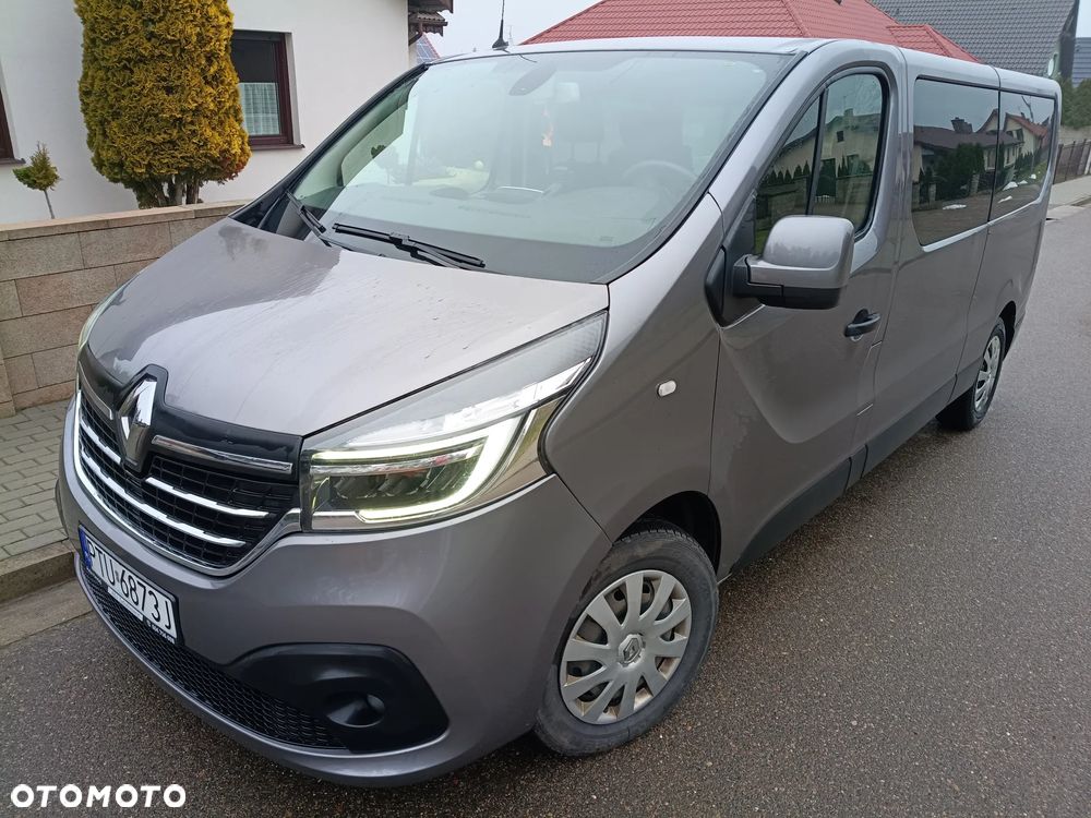 Renault Trafic Grand 2.0 dCi EDC - 4