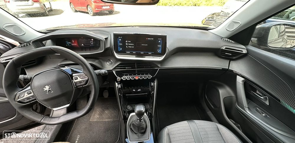 Peugeot 2008 - 8