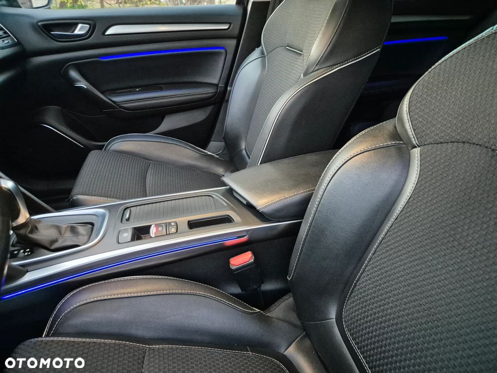 Renault Megane BLUE dCi 150 EDC BOSE EDITION - 9