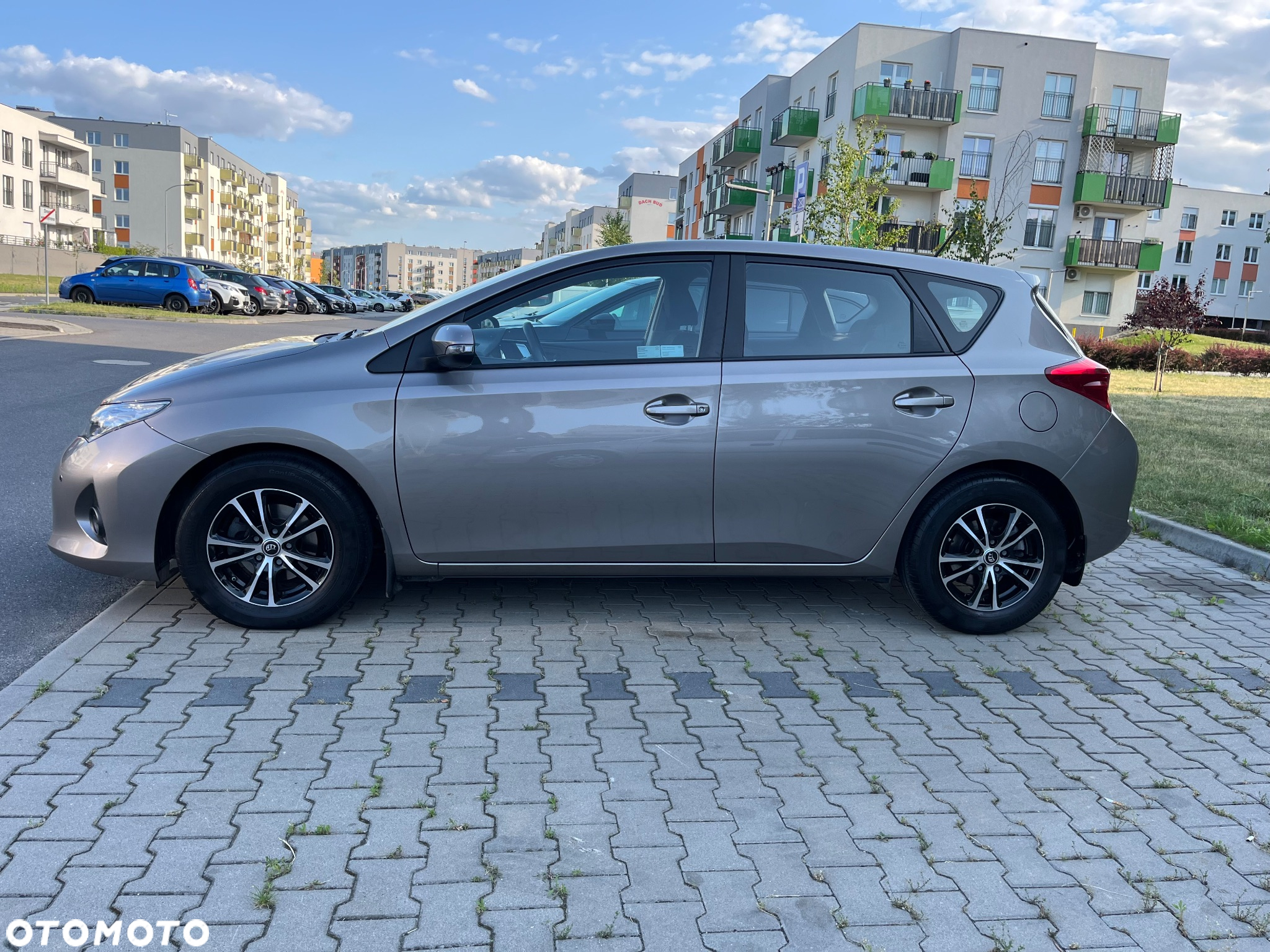 Toyota Auris 1.33 VVT-i Comfort - 24