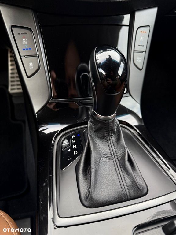 Hyundai i40 1.7 CRDi Premium DCT - 26