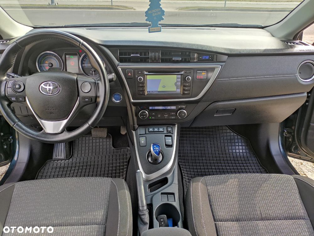 Toyota Auris - 9