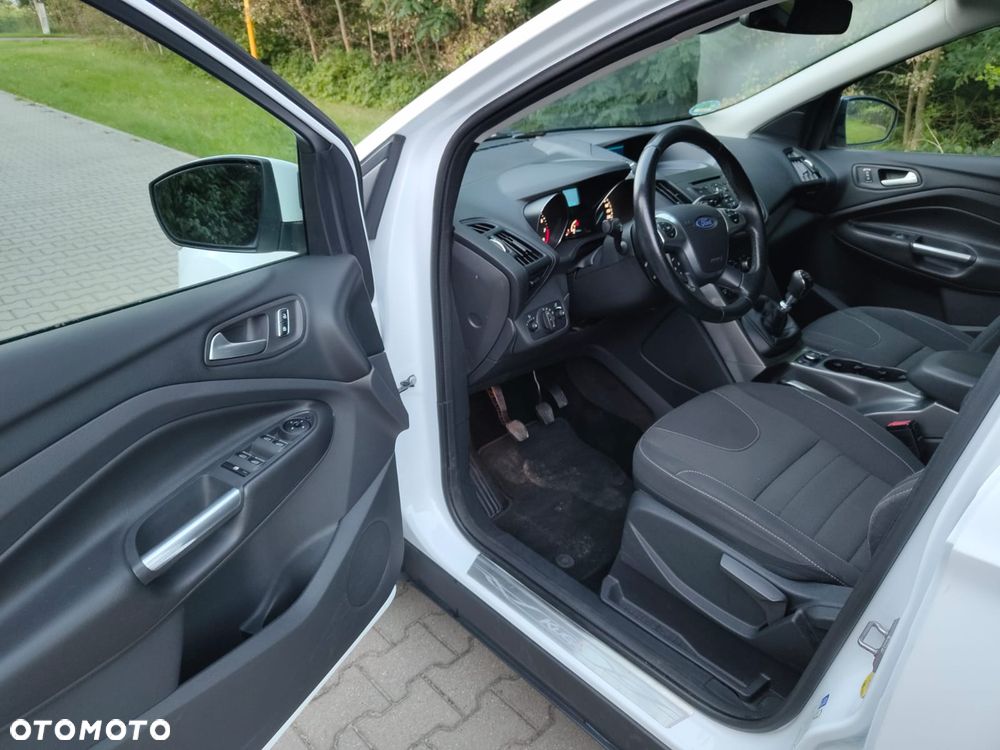 Ford Kuga 1.5 EcoBoost 2x4 Individual - 6
