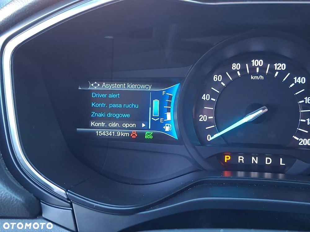 Ford Mondeo 2.0 Hybrid Titanium - 28