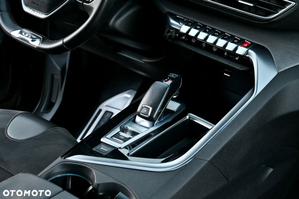 Peugeot 3008 BlueHDi 180 Stop & Start EAT6 GT - 28