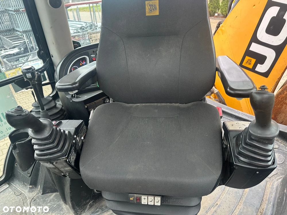 JCB 3CX / 3000 mtg / R.2018/TORQUELOCK - 7