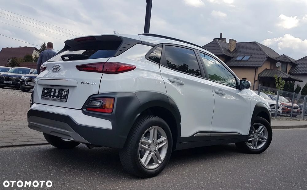 Hyundai Kona - 35