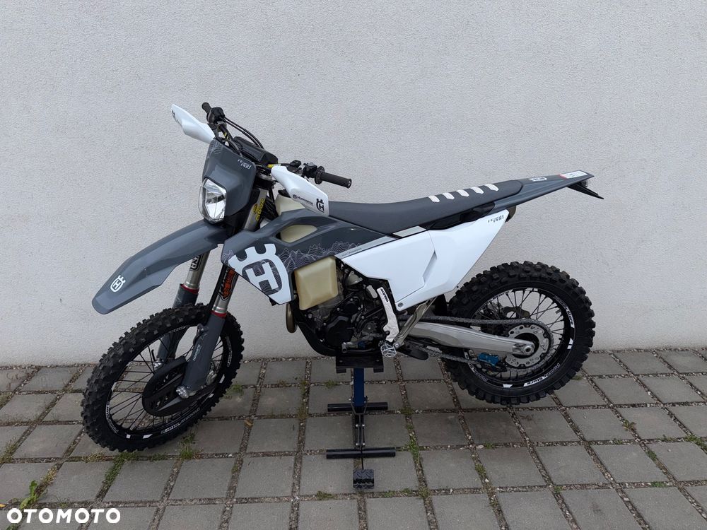 Husqvarna FE - 12