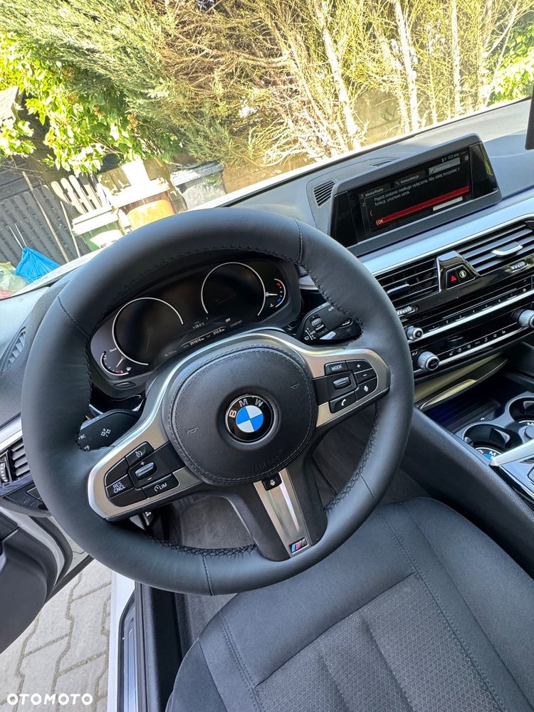 BMW Seria 5 520d - 11