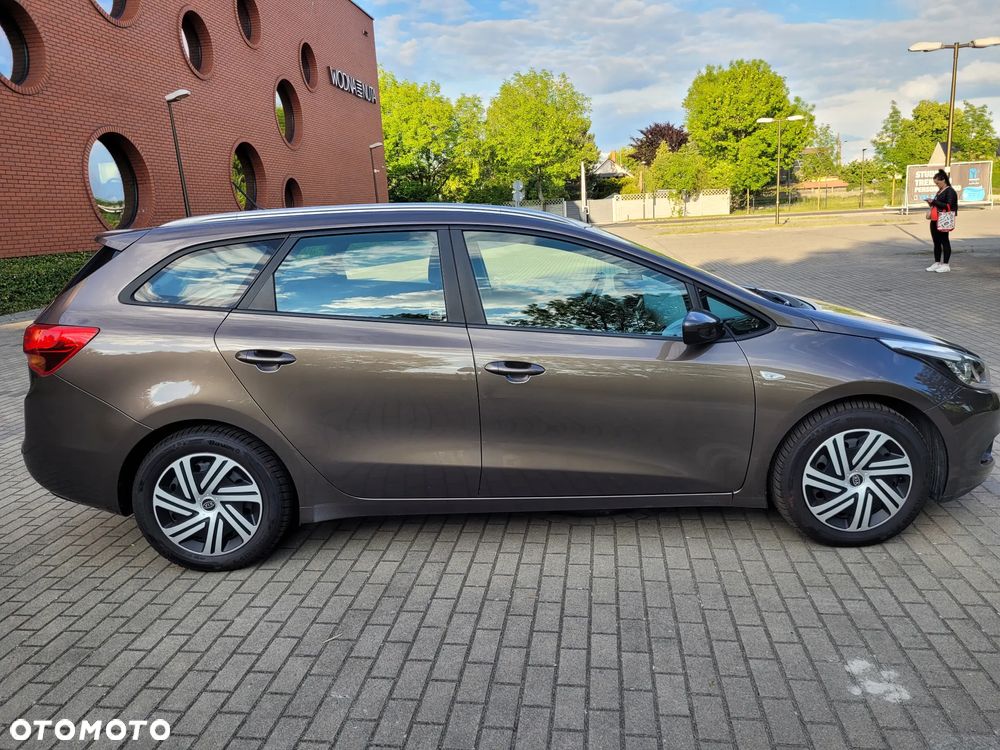 Kia Ceed 1.4 CVVT - 5
