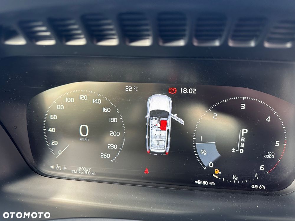 Volvo XC 90 D5 AWD Momentum - 34