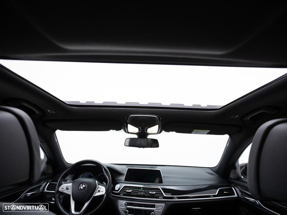 BMW 730 - 7