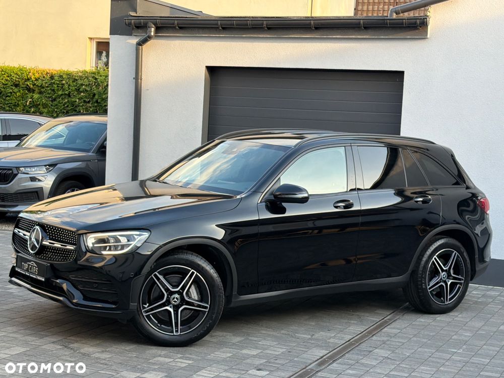 Mercedes-Benz GLC 200 4Matic 9G-TRONIC AMG Line - 24