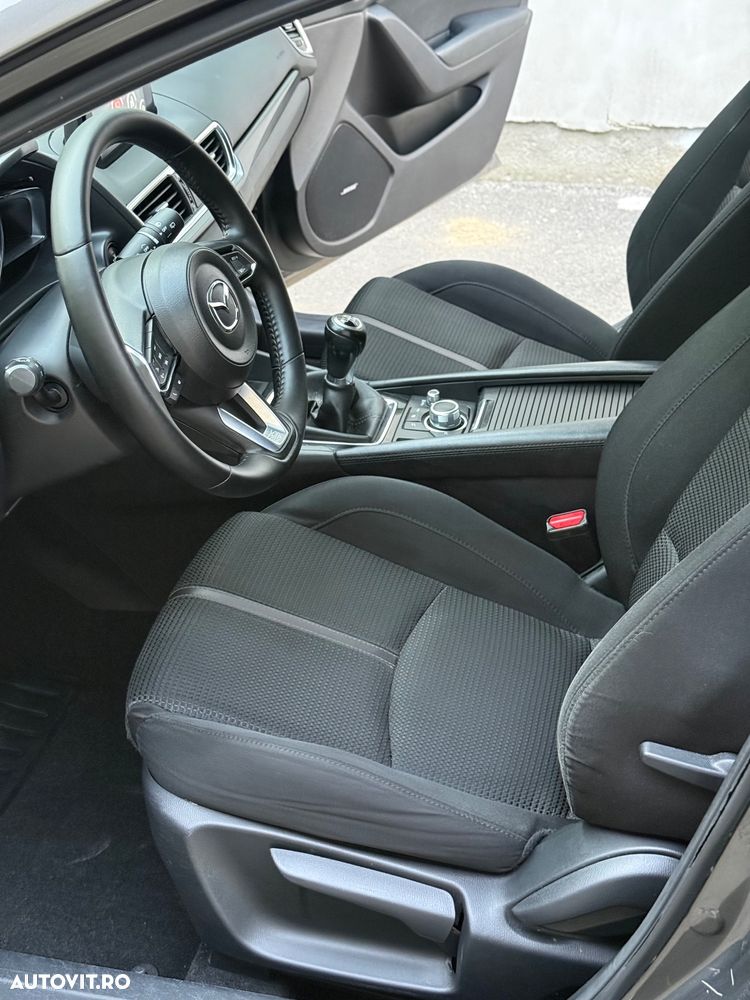 Mazda 3 G120 Revolution - 18