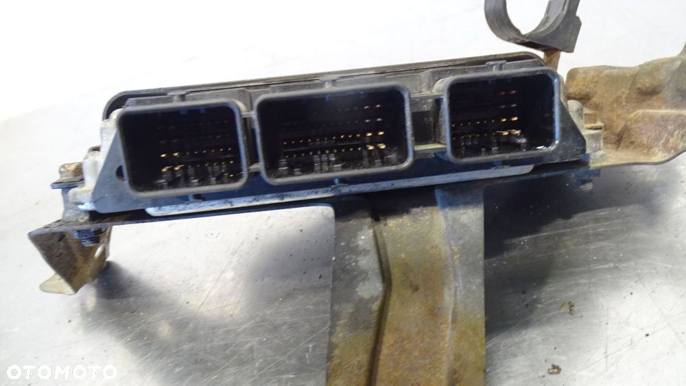 KOMPUTER SILNIKA SUZUKI GRAND VITARA II 1.9DDiS 8200518648 - 4