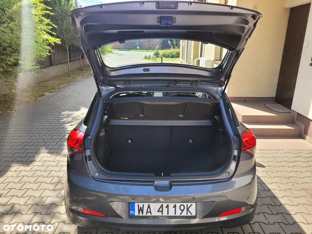 Hyundai i20 1.4 Intro Edition - 31