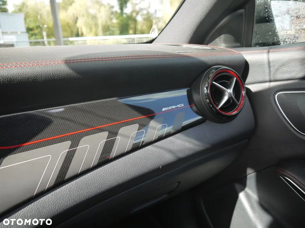 Mercedes-Benz CLA AMG 45 4-Matic - 18