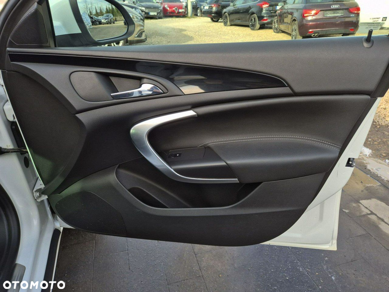 Opel Insignia - 29