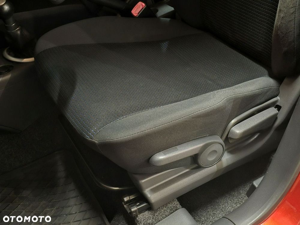 Suzuki Swift - 12