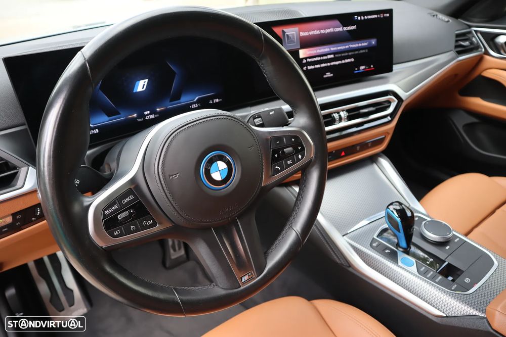 BMW i4 eDrive40 Pack Desportivo M Pro - 19