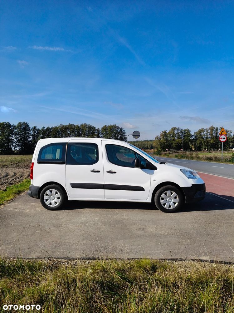 Citroen Berlingo 2011 photo 3