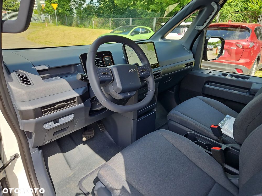 Kia PV5 - 9
