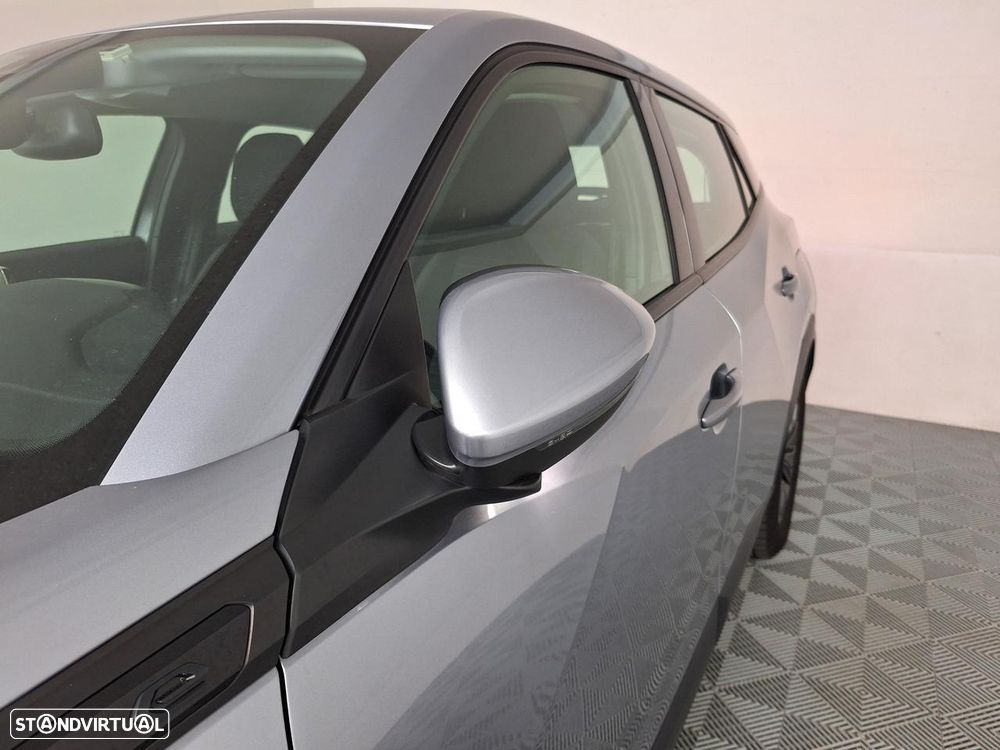 Peugeot e-2008 50 kWh Active - 11