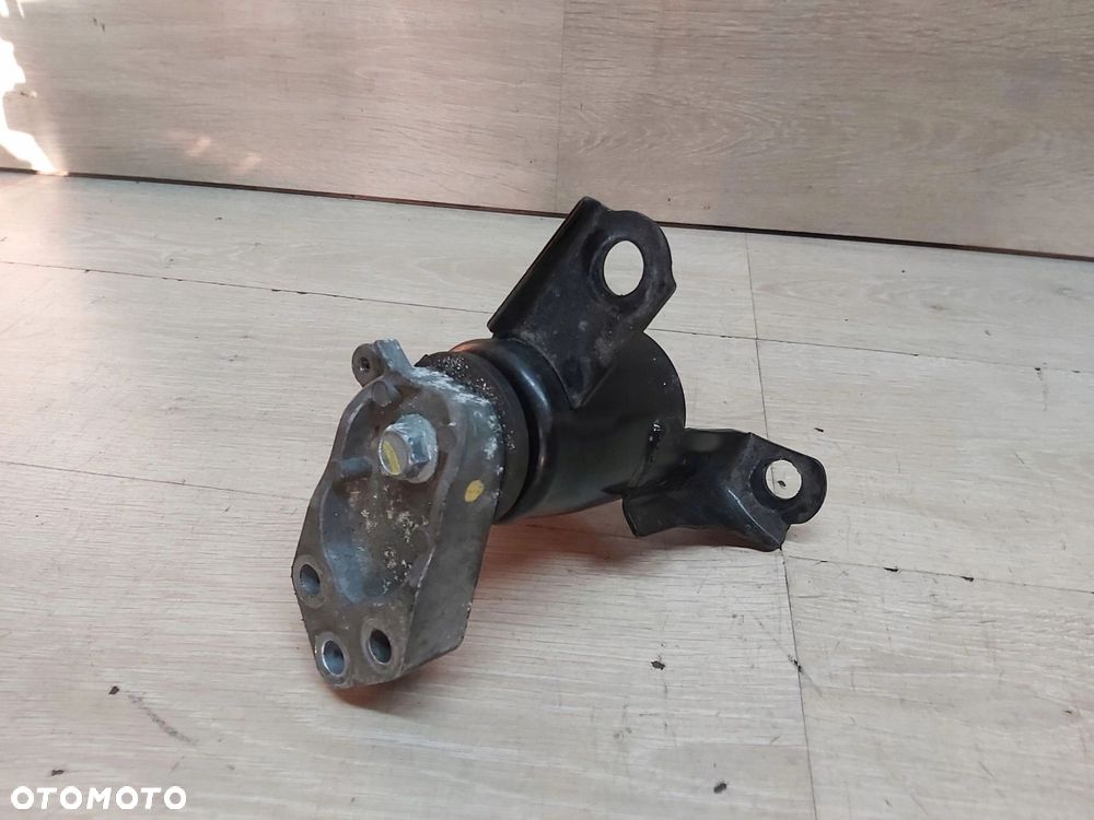 MAZDA 2 II DE poduszka łapa silnika 1,4 d prawa - 1