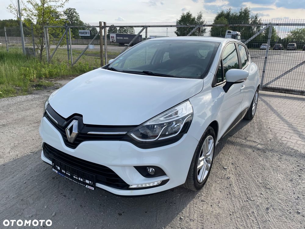 Renault Clio - 1