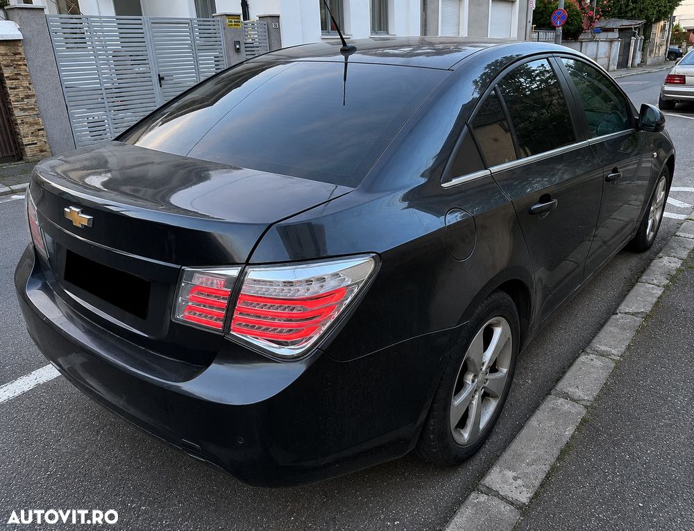 Chevrolet Cruze 1.8 DOHC LT+ - 5