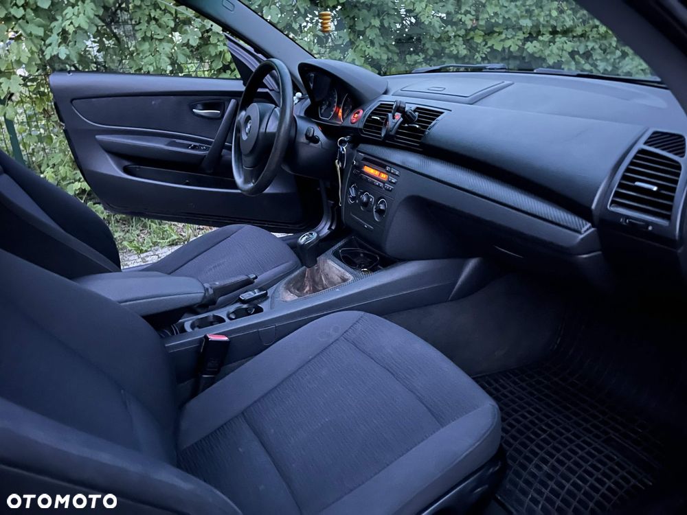 BMW Seria 1 - 18