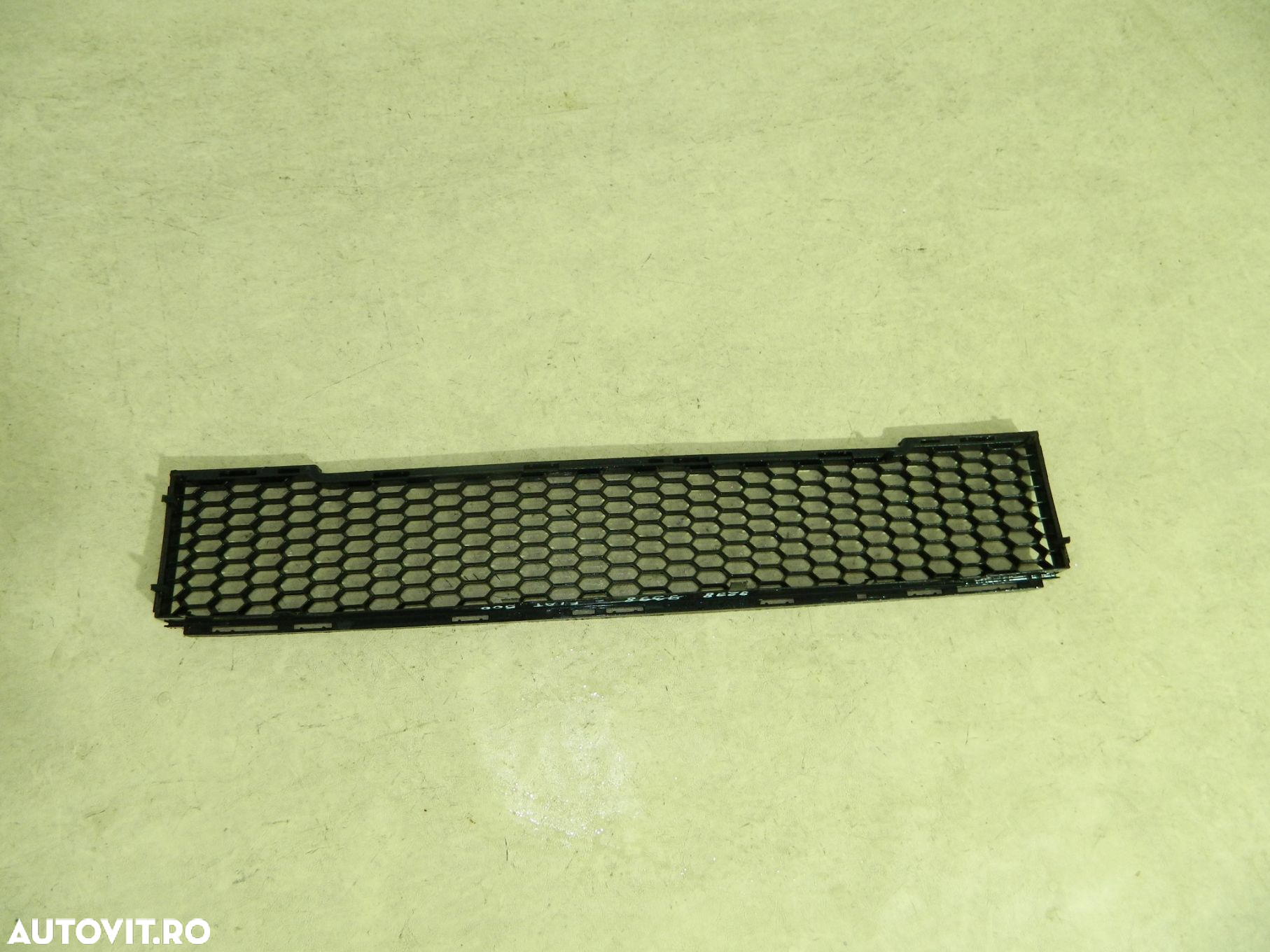 Grila intre proiectaoare Fiat 500, 2007, 2008, 2009, 2010, , 735425618 - 6