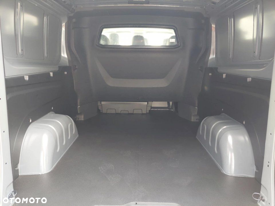 Renault Trafic - 15