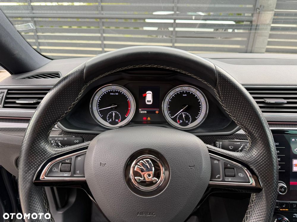 Skoda Superb 1.8 TSI Sportline - 13