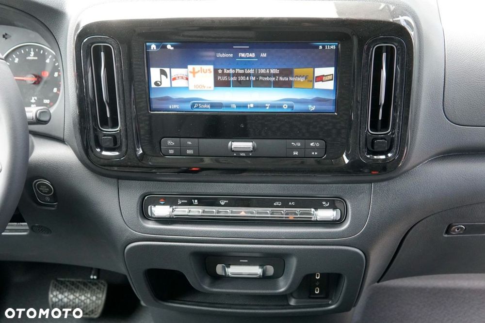 Mercedes-Benz VITO - 13