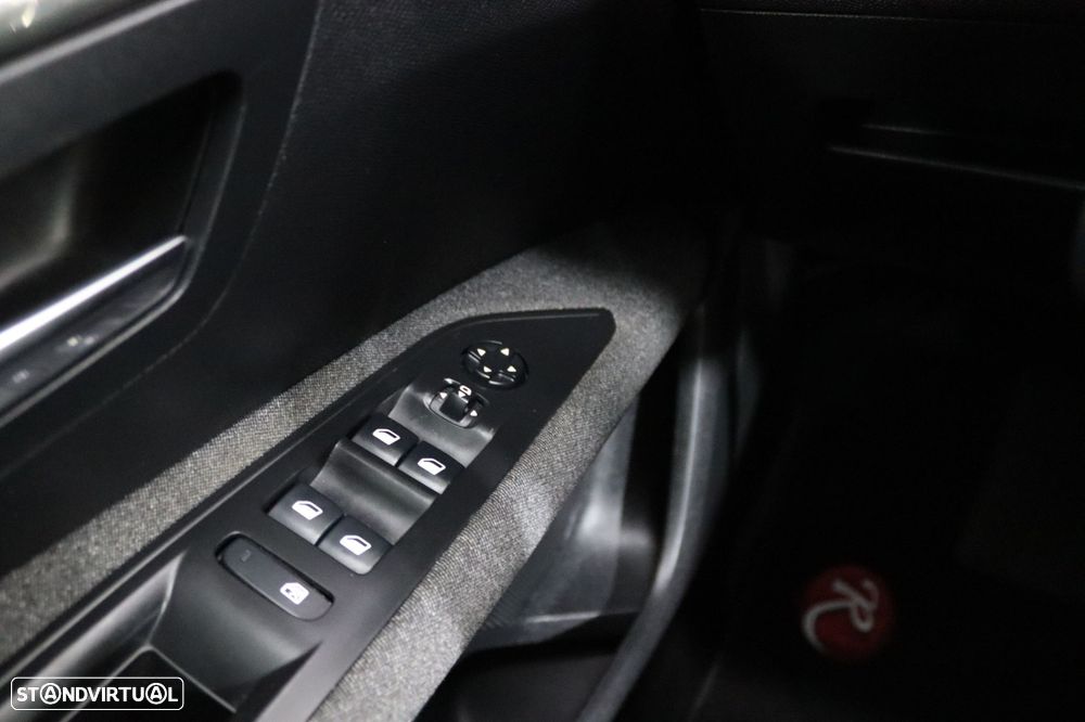 Peugeot 3008 PureTech 130 Stop & Start GPF EAT8 Active Business-Pack - 10