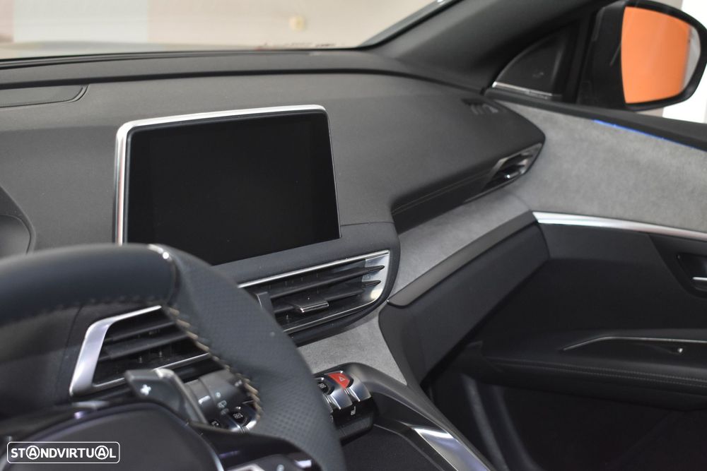 Peugeot 3008 2.0 BlueHDi GT EAT8 - 25