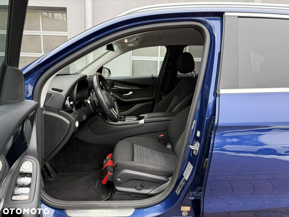 Mercedes-Benz GLC - 6