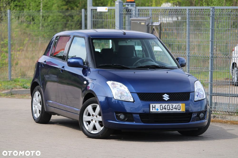 Suzuki Swift - 4