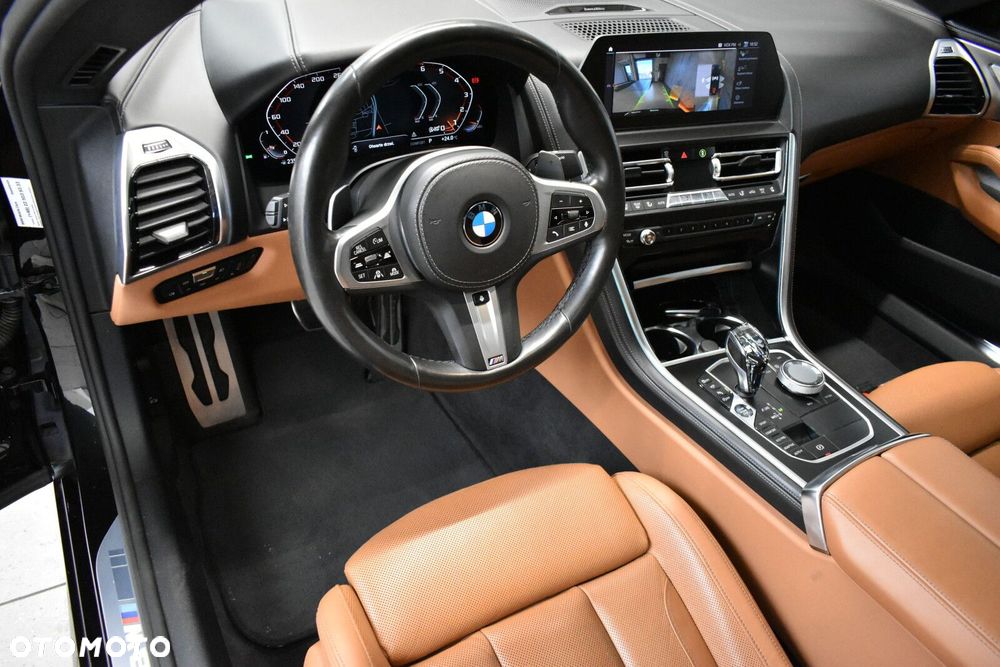 BMW Seria 8 - 5