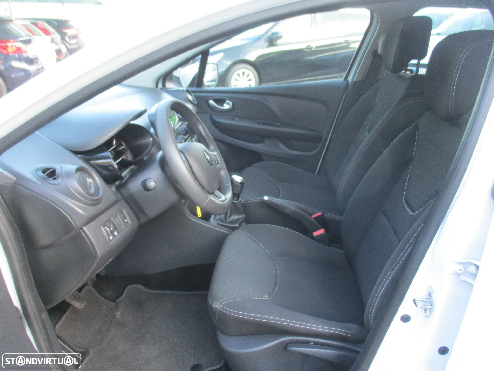 Renault Clio 1.5 dCi Zen - 20