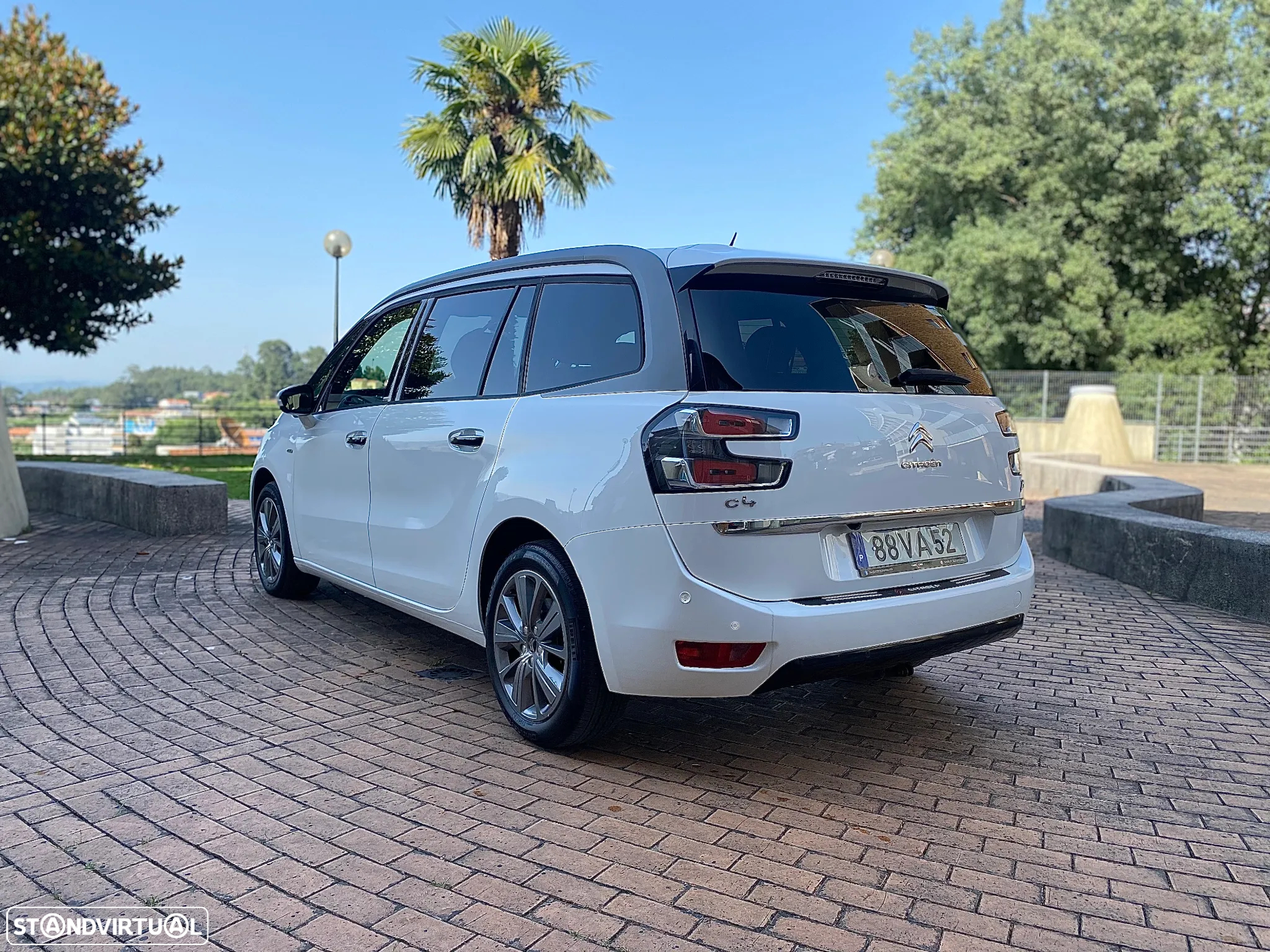 Citroën C4 Grand Picasso 1.6 e-HDi Exclusive - 5