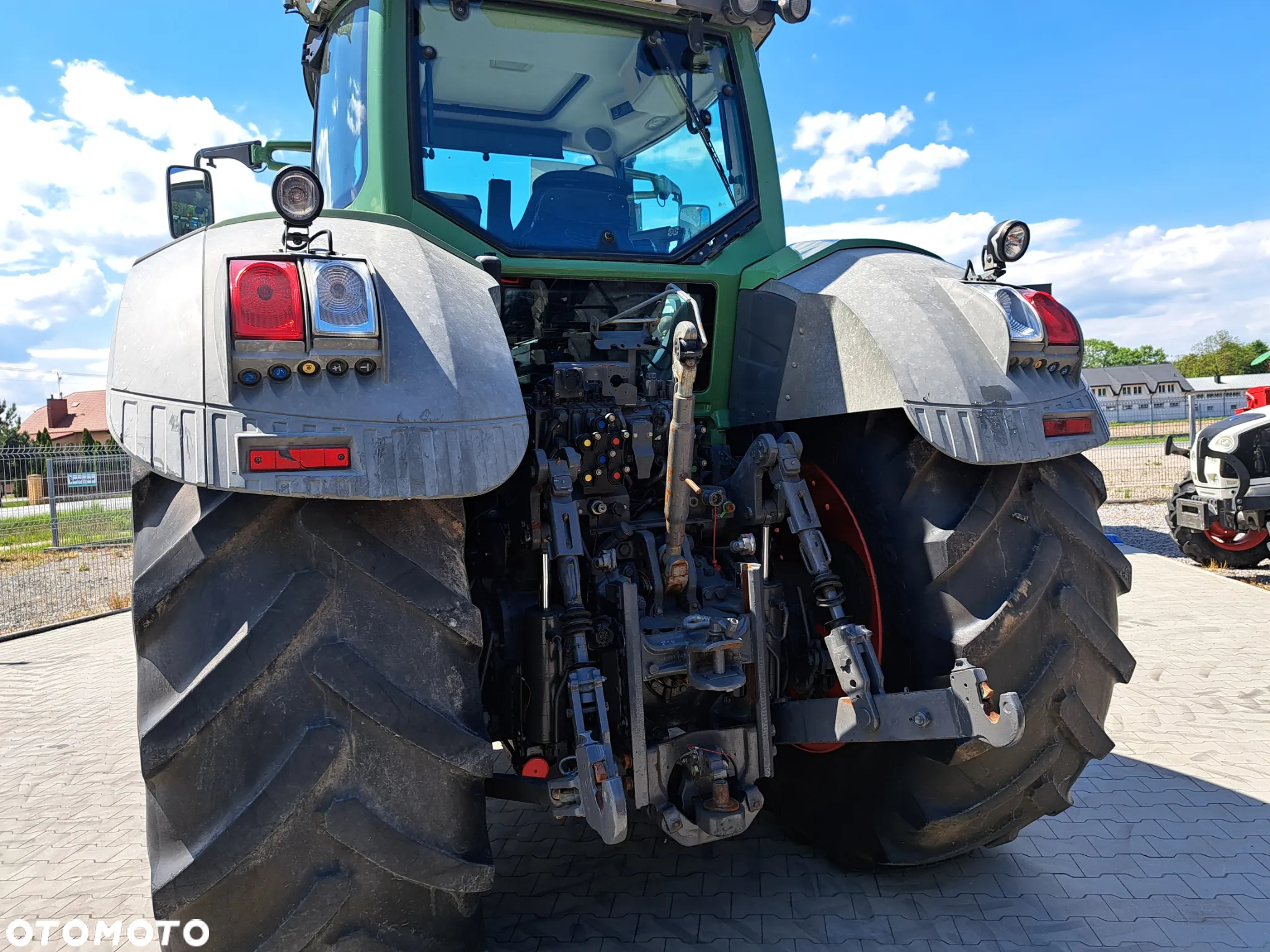 Fendt 824 VARIO Profi Plus - 8