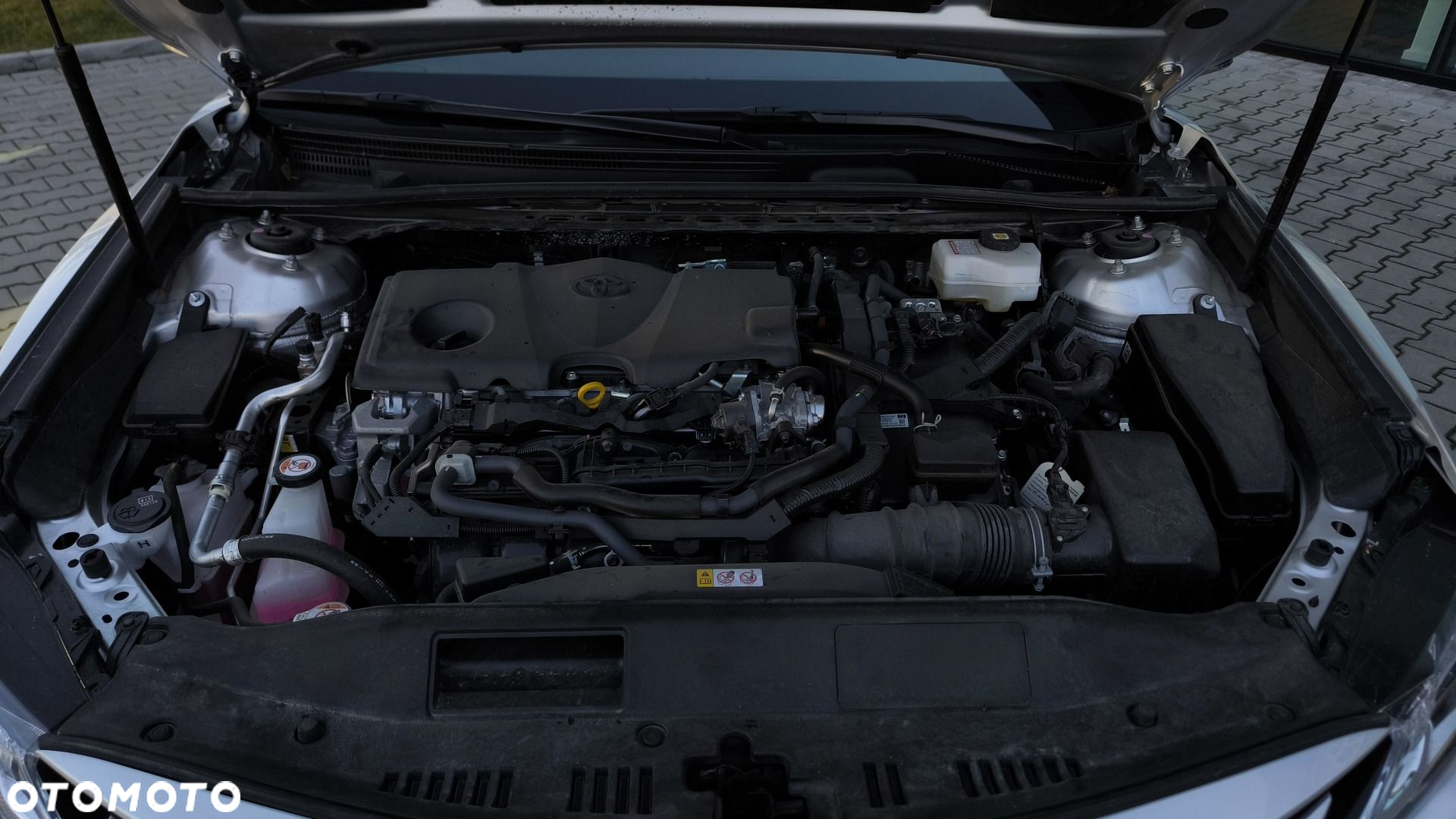 Toyota Camry - 34