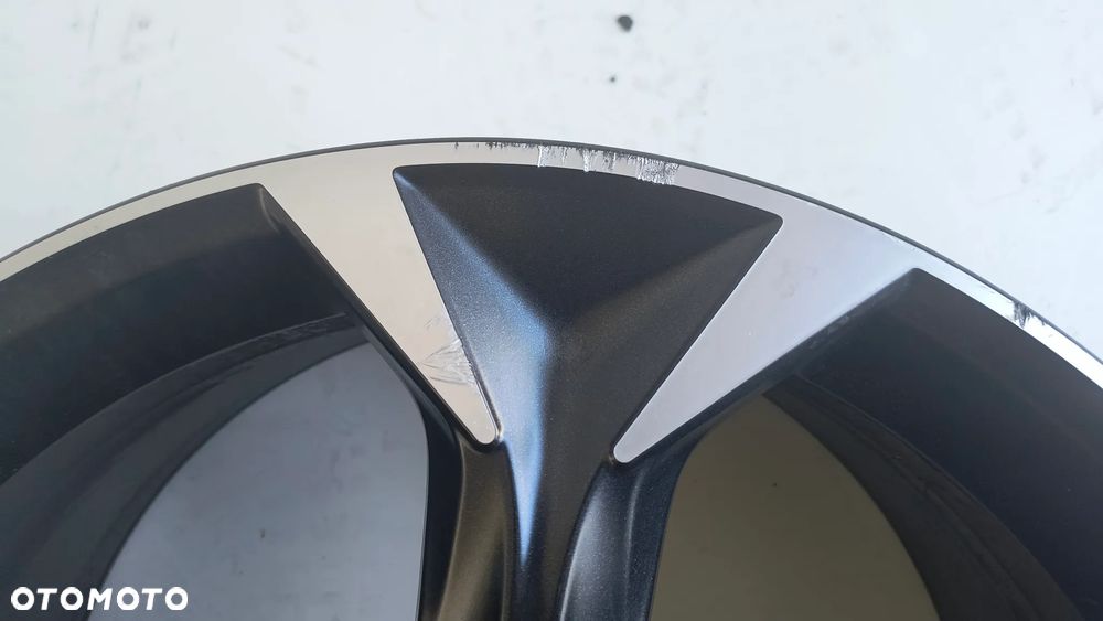 Felga Seat 5x112 8x19 ET40 - 3