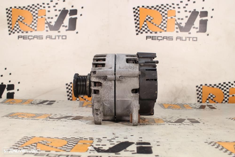 Alternador Audi A4 (8K2, B8)  04L903017a / 2619817B / 04L 903 017 A - 4