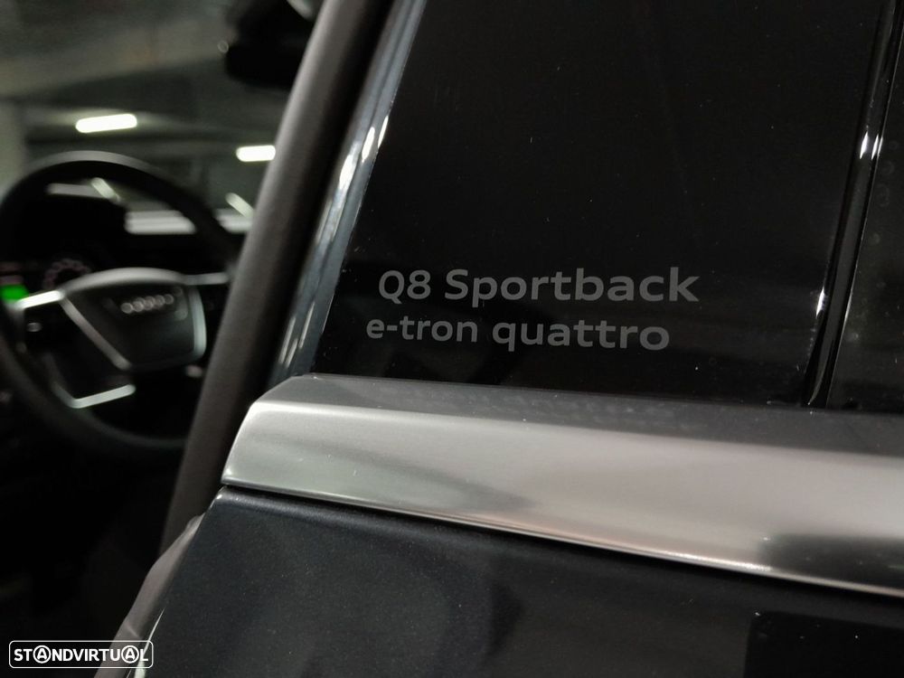 Audi Q8 e-Tron Sportback 55 quattro Advanced - 26