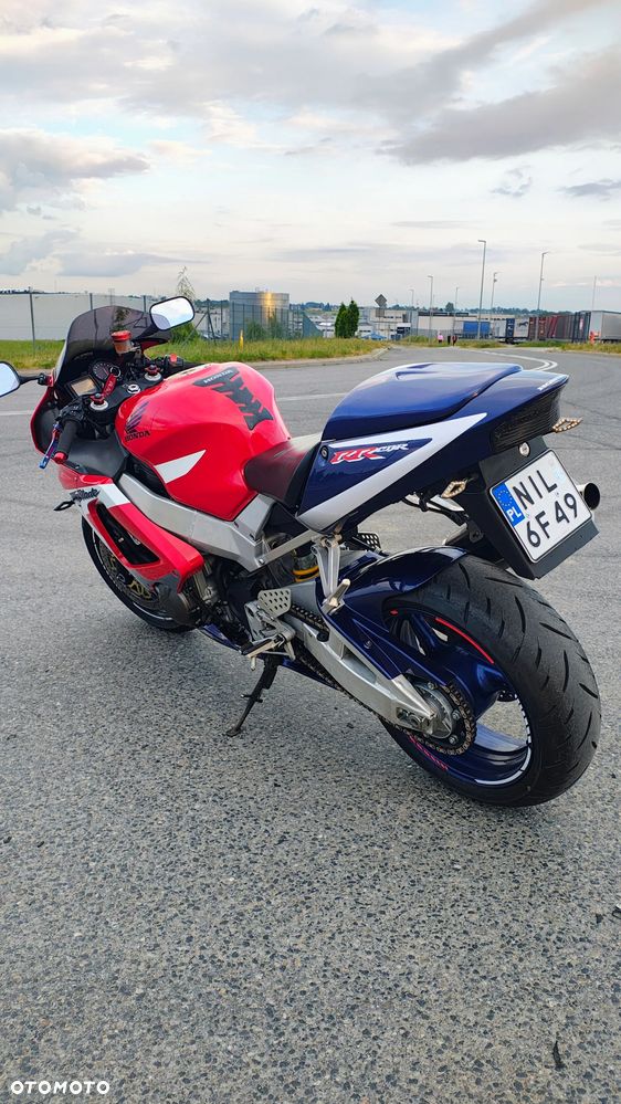 Honda CBR - 4