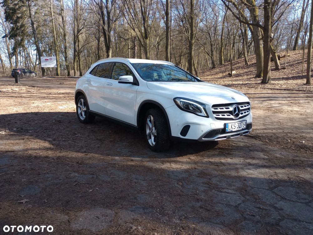 Mercedes-Benz GLA 200 7G-DCT - 1