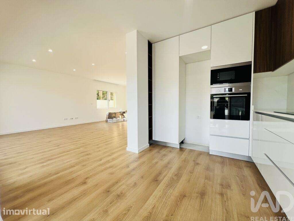 Apartamento T3 em Parceiros e Azoia de 115,00 m2 - Grande imagem: 2/30